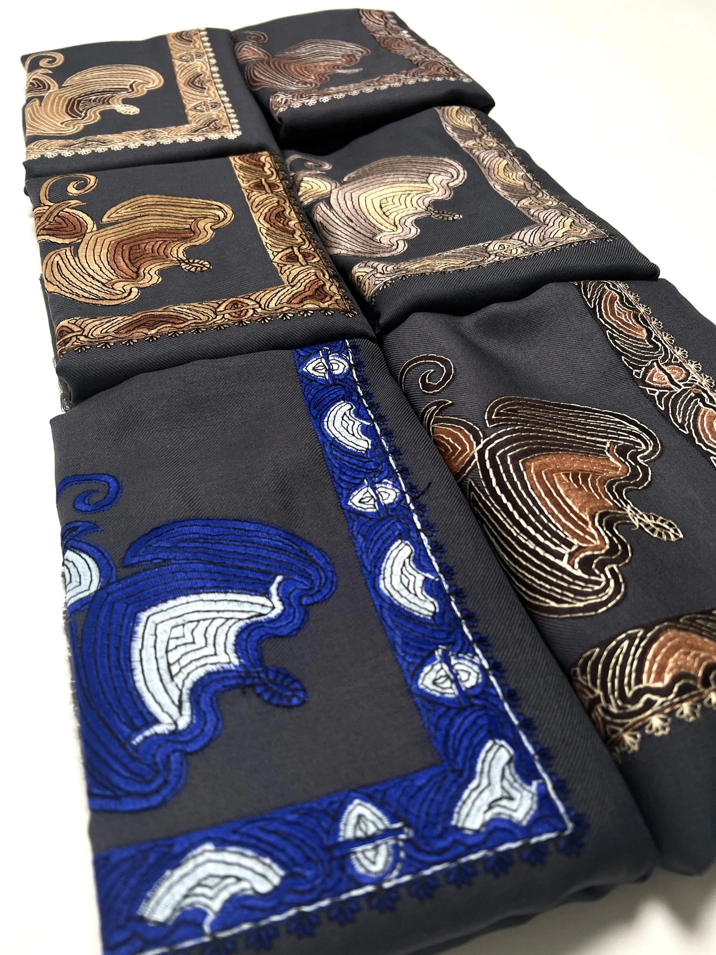 Shemagh DAHLIA SHEMAKH